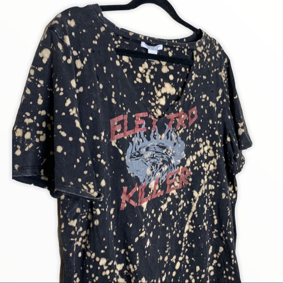 Hand Bleached Graphic Tee V Neck Key Hole - DIY Size 16 - Picture 3 of 10